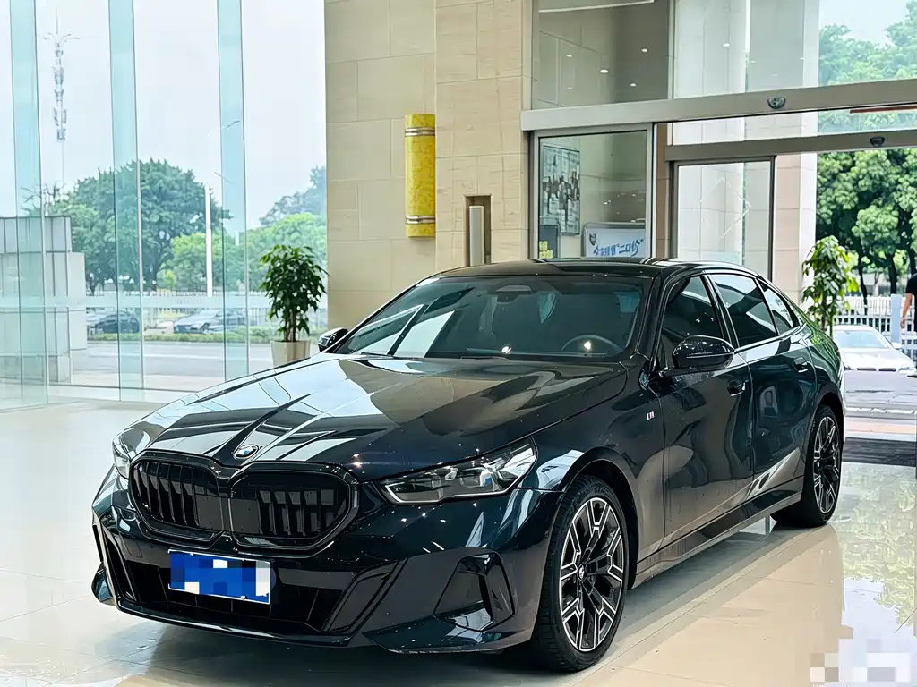 BMW 5 Series 5 2025 530Li Premium M Sport