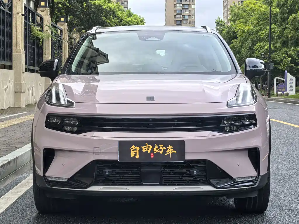 Lynk & Co 06 — миниатюра 2