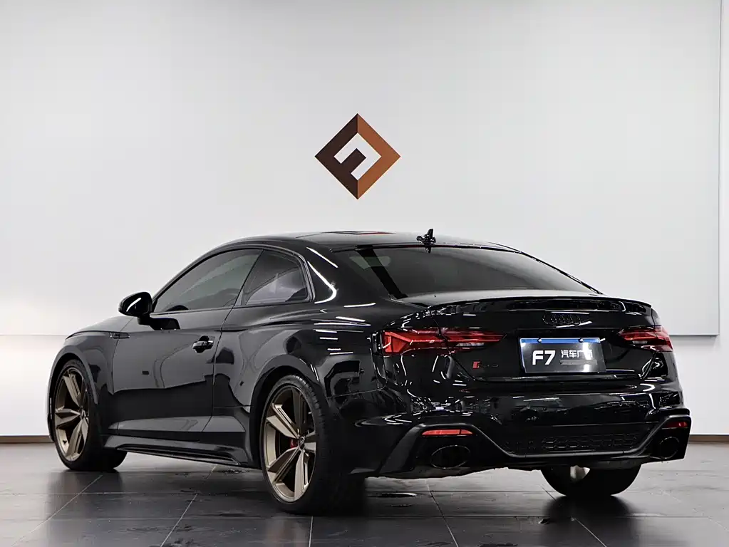 Audi RS 5 RS 5 2.9T Coupe Dark Gold Edition, фото 4