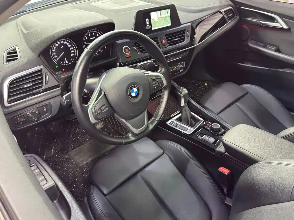 BMW 1 Series — миниатюра 12