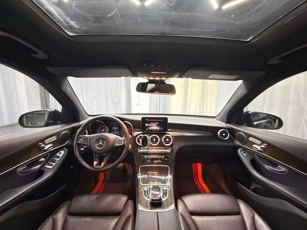 Mercedes-Benz GLC — миниатюра 10