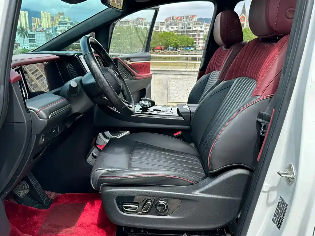 GAC Motor Trumpchi M8 — миниатюра 5