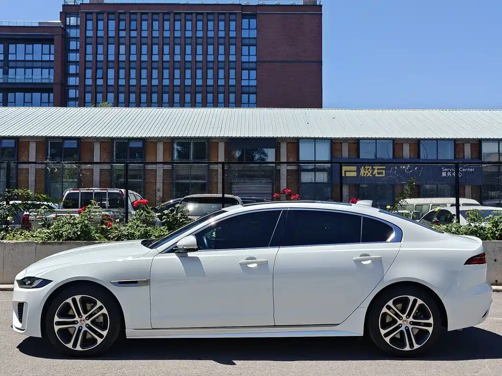 Jaguar XEL 2024 2.0T 250PS R-DYNAMIC S Sport