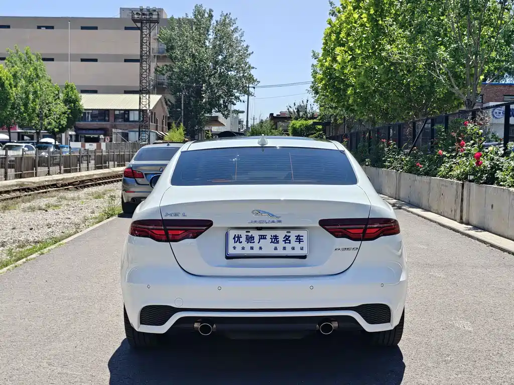 Jaguar XEL 2024 2.0T 250PS R-DYNAMIC S Sport