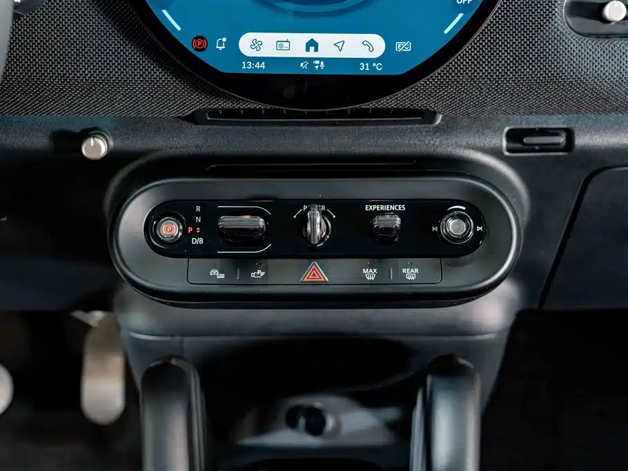 MINI MINI COOPER EV — миниатюра 11