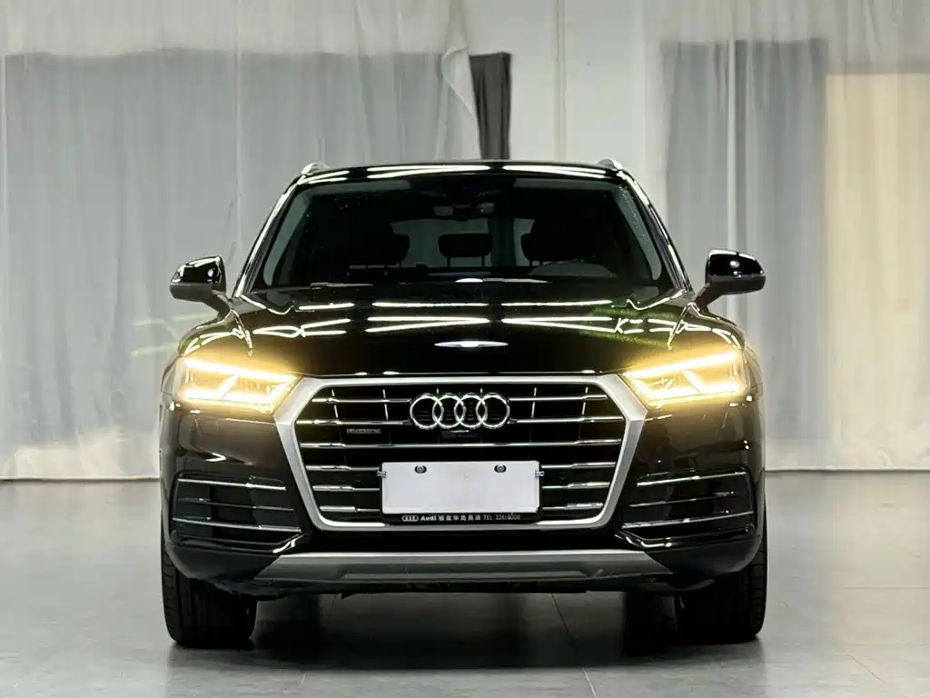 Audi Q5L — миниатюра 2