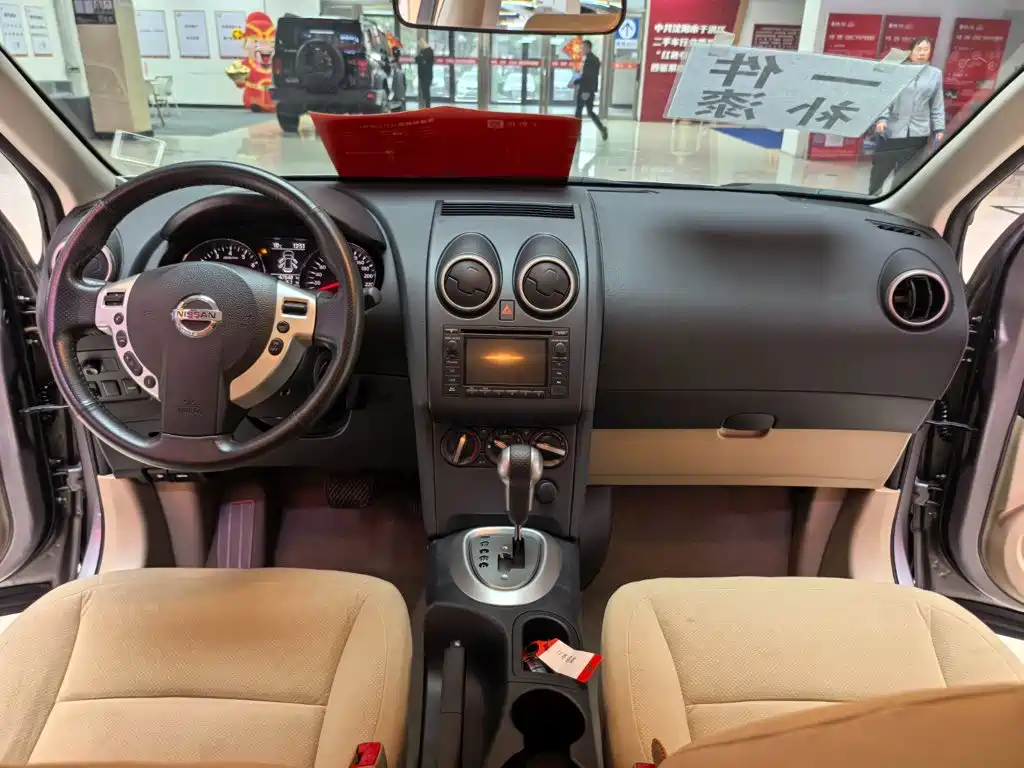 Nissan Qashqai — миниатюра 10