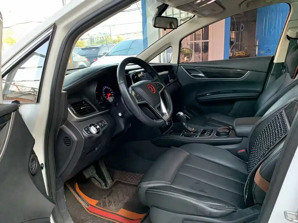 BYD Song MAX MAX 2017 1.5T AT Comfort 7 мест