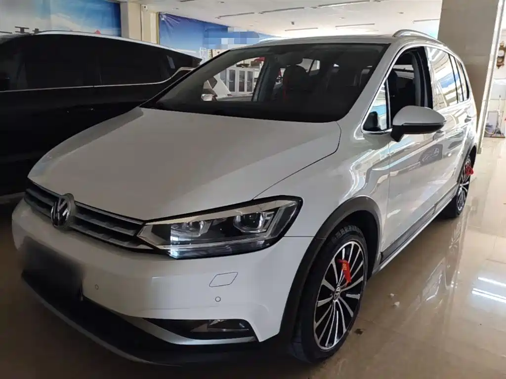 Купить Volkswagen Touran