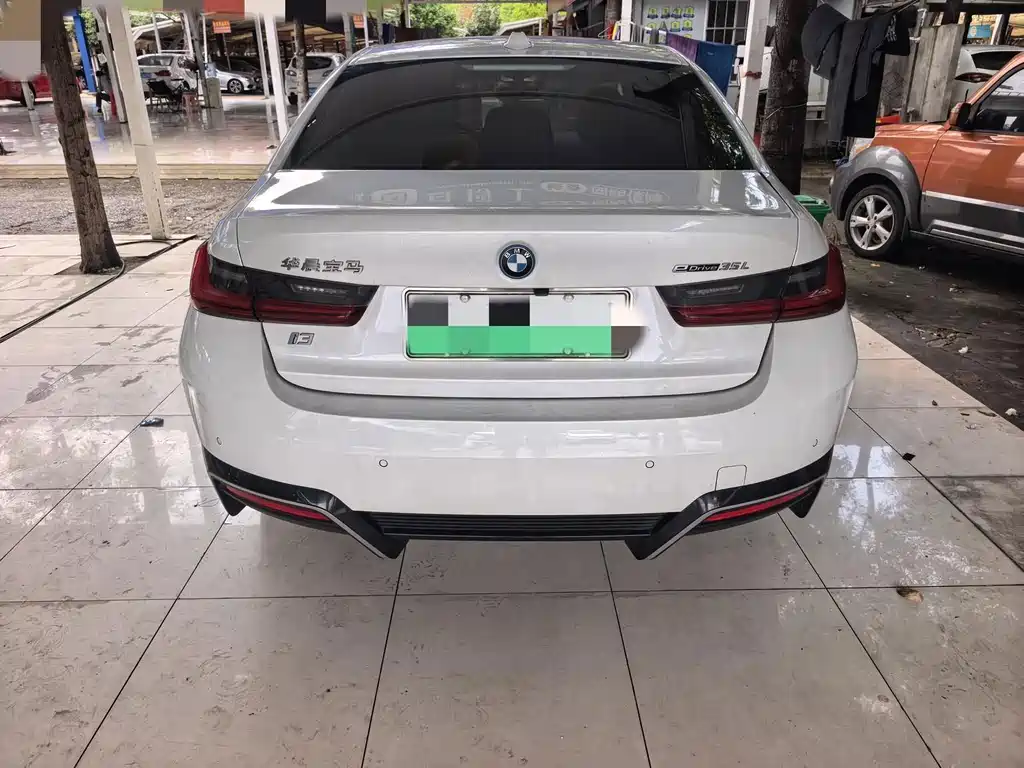 BMW i3 — миниатюра 16