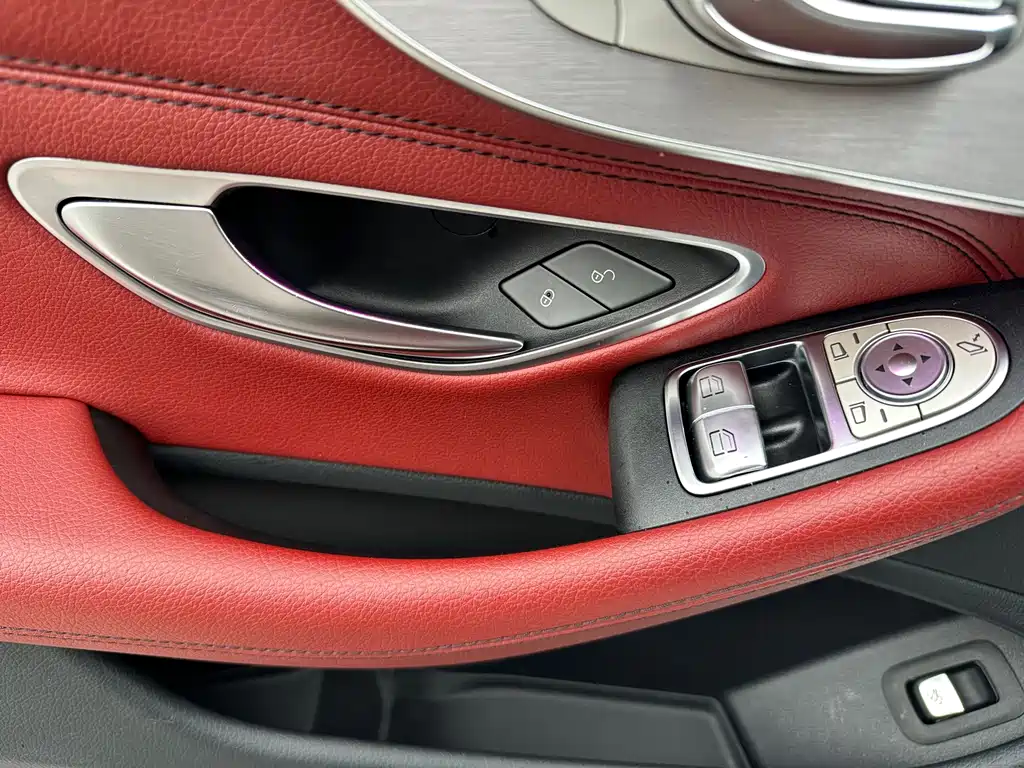 Mercedes-Benz C-Class (Import) — миниатюра 17