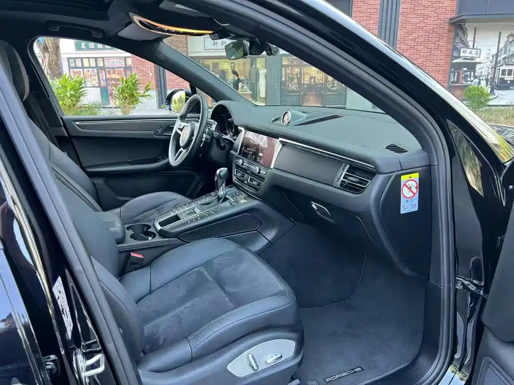 Porsche Macan — миниатюра 25