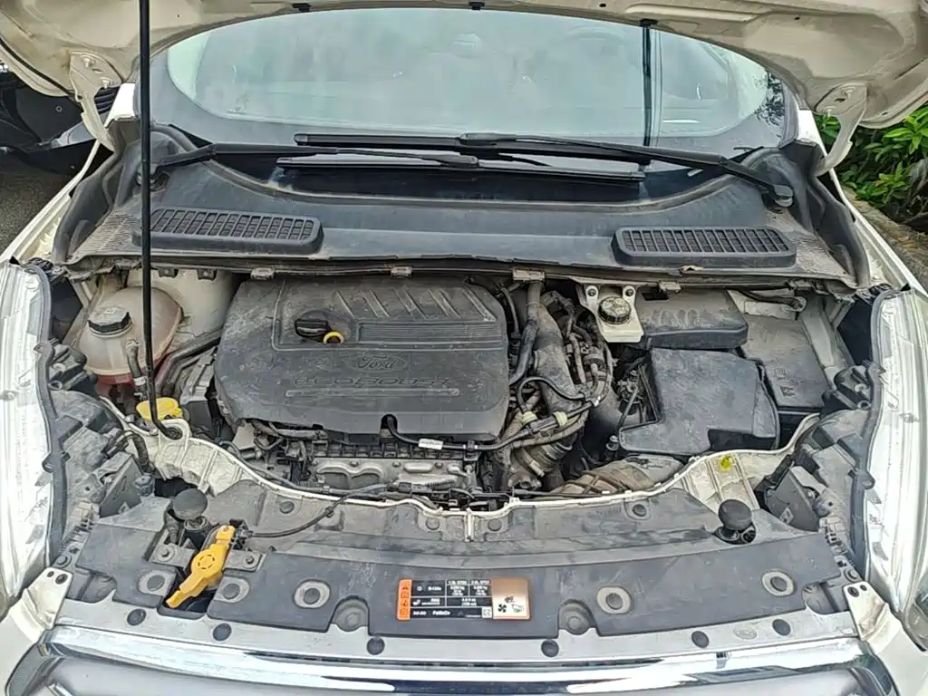 Ford Kuga — миниатюра 25