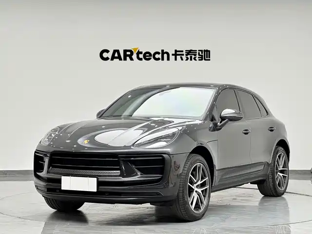 PORSCHE MACAN 2022