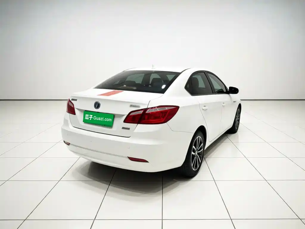 Changan Eado — миниатюра 6
