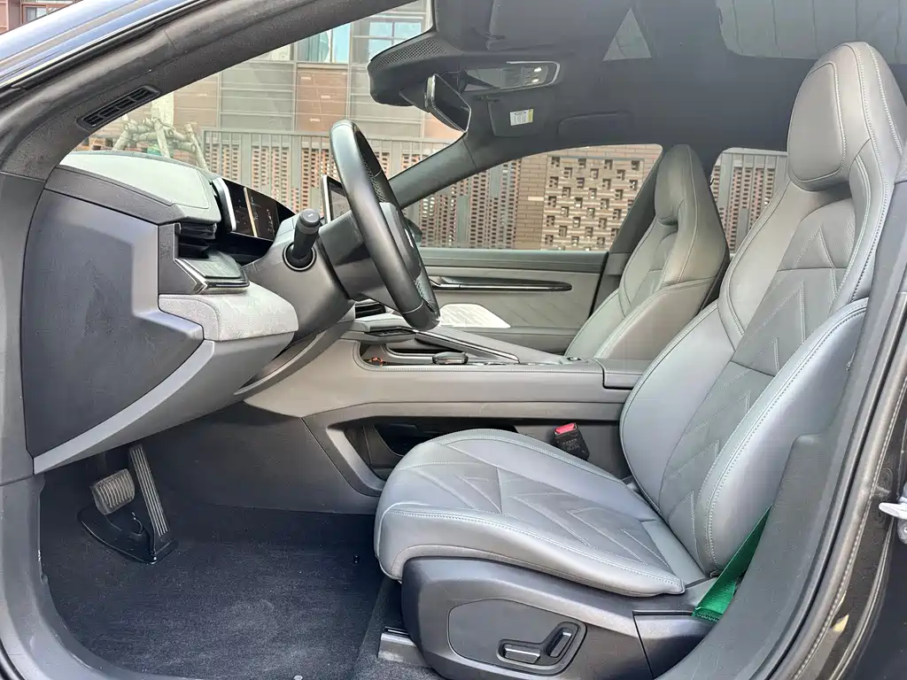 ZEEKR EXTREME KRYPTON 001