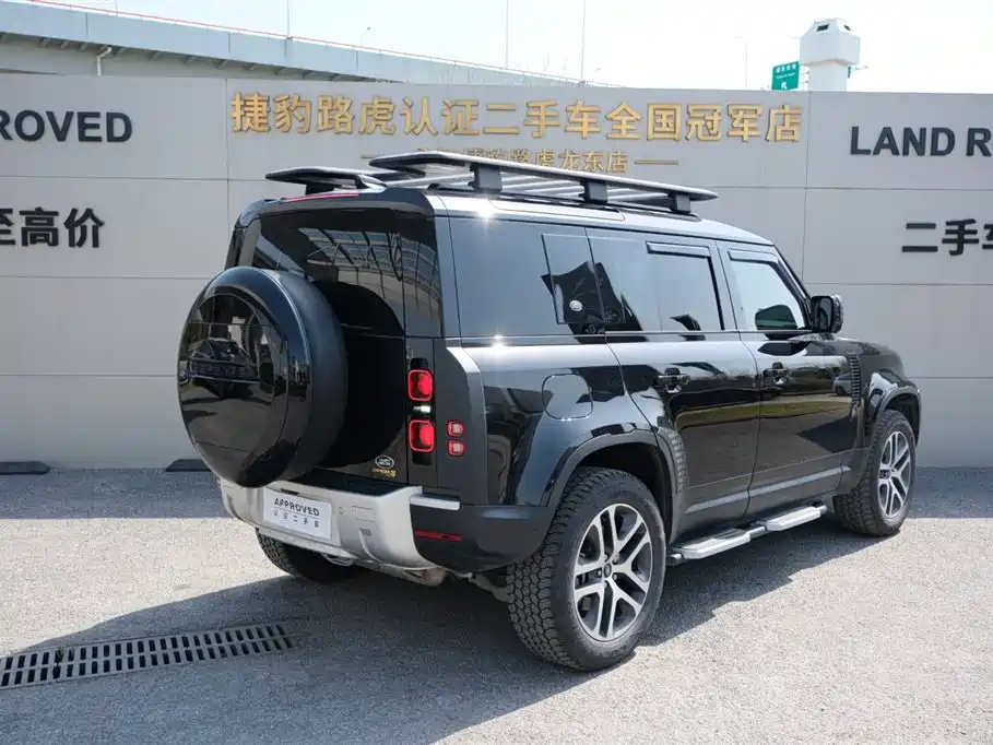Land Rover Defender — миниатюра 6