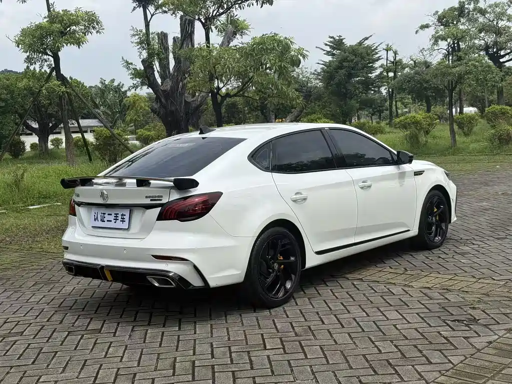 MG MG6 — миниатюра 14