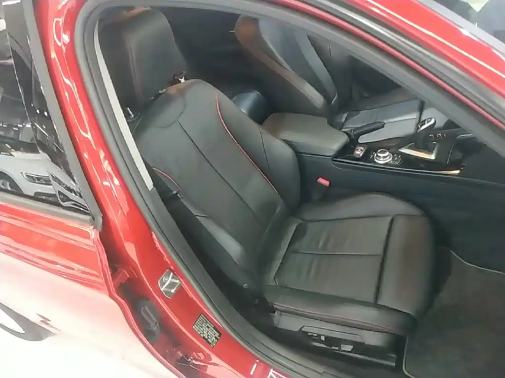 BMW 3 Series — миниатюра 25