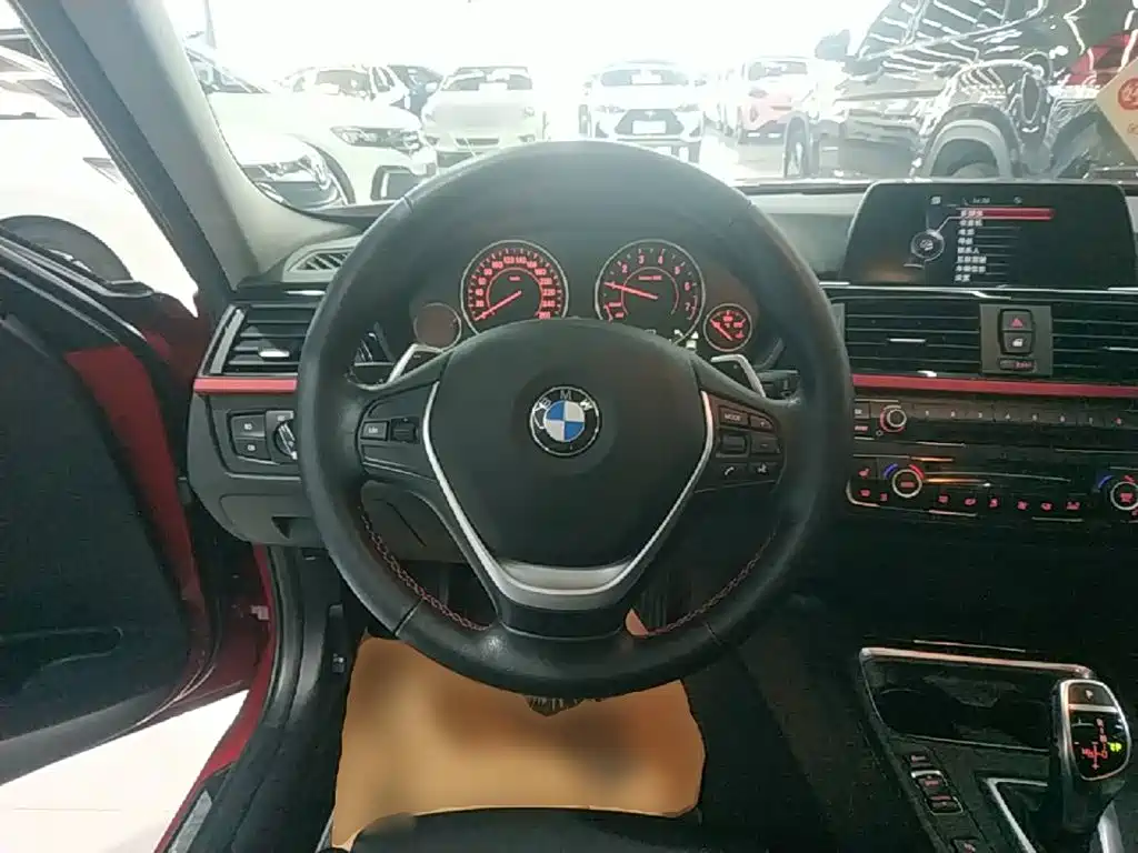 BMW 3 Series — миниатюра 11