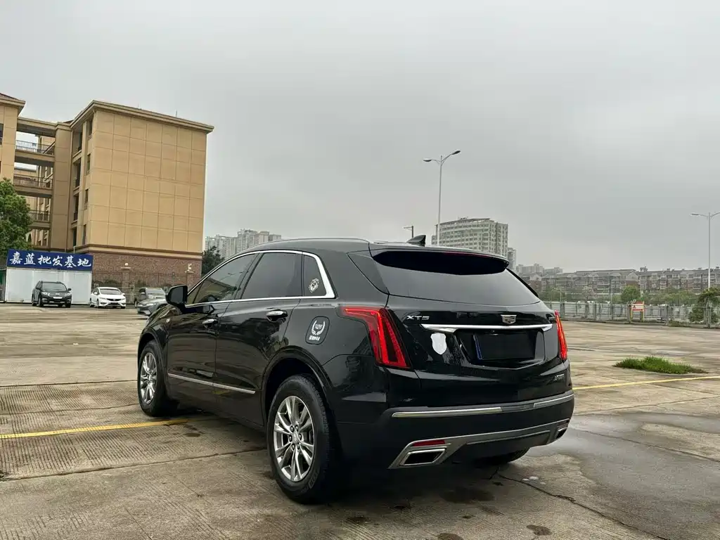 Cadillac XT5 — миниатюра 8