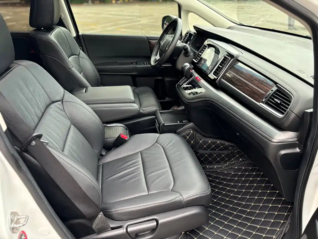 Honda Elysion — миниатюра 22