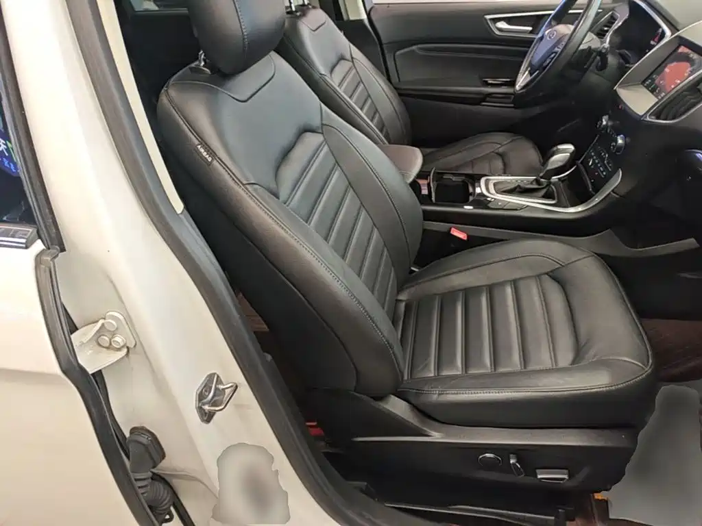Ford Edge — миниатюра 25