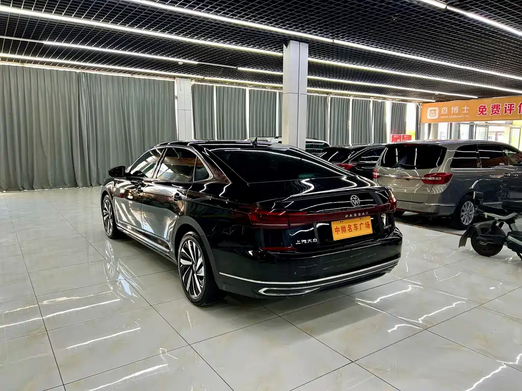 Volkswagen Passat 2024 330TSI Elite