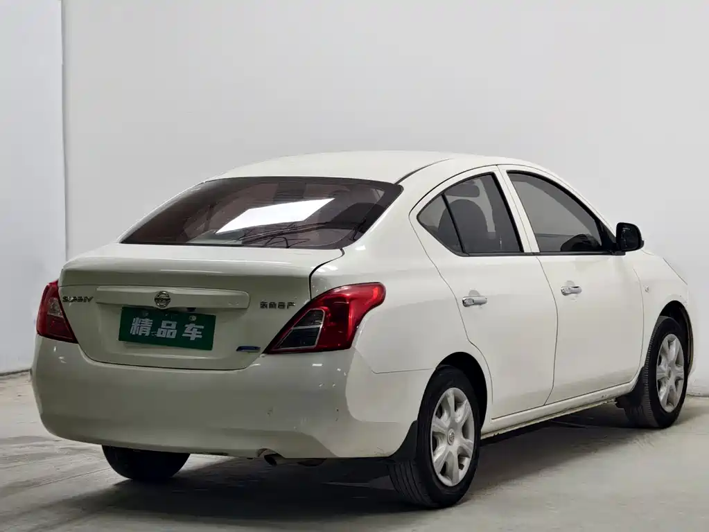 Nissan Sunny — миниатюра 4