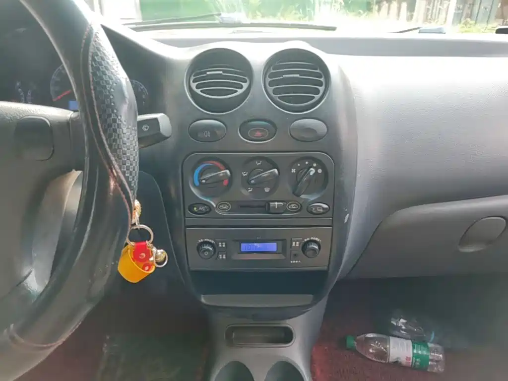 Baojun Spark — миниатюра 13