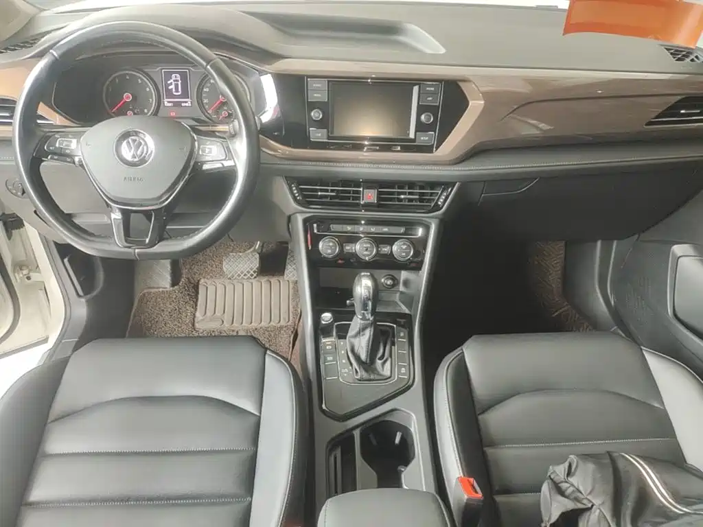 Volkswagen Tharu — миниатюра 10