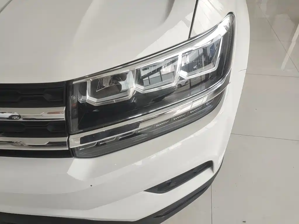 Volkswagen Tharu — миниатюра 24