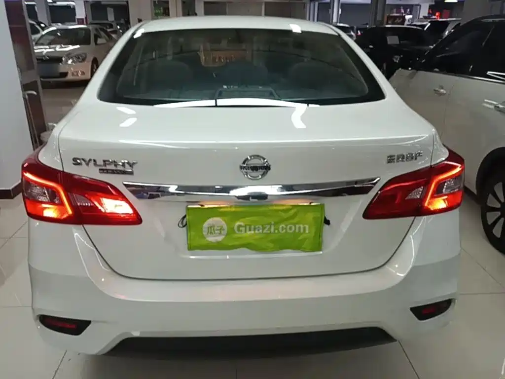 Nissan Sylphy — миниатюра 6