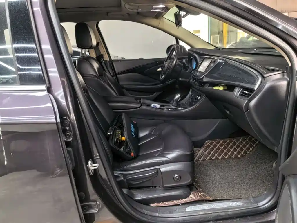 Buick Envision Plus — миниатюра 25