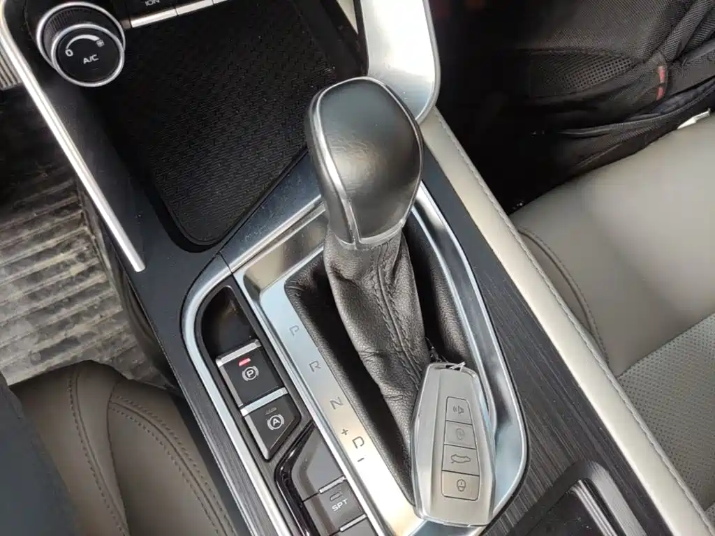 Geely Binrui — миниатюра 10