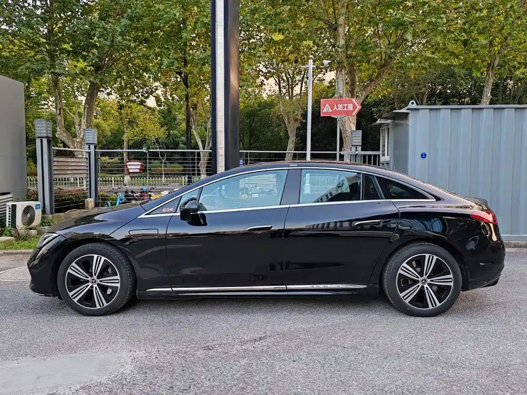 Mercedes-Benz EQE — миниатюра 6