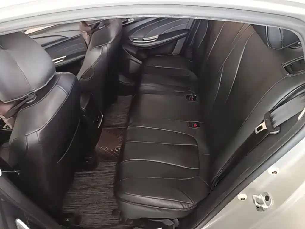 Roewe i5 — миниатюра 17