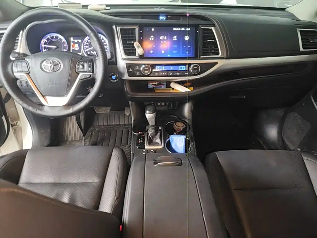Toyota Highlander — миниатюра 10