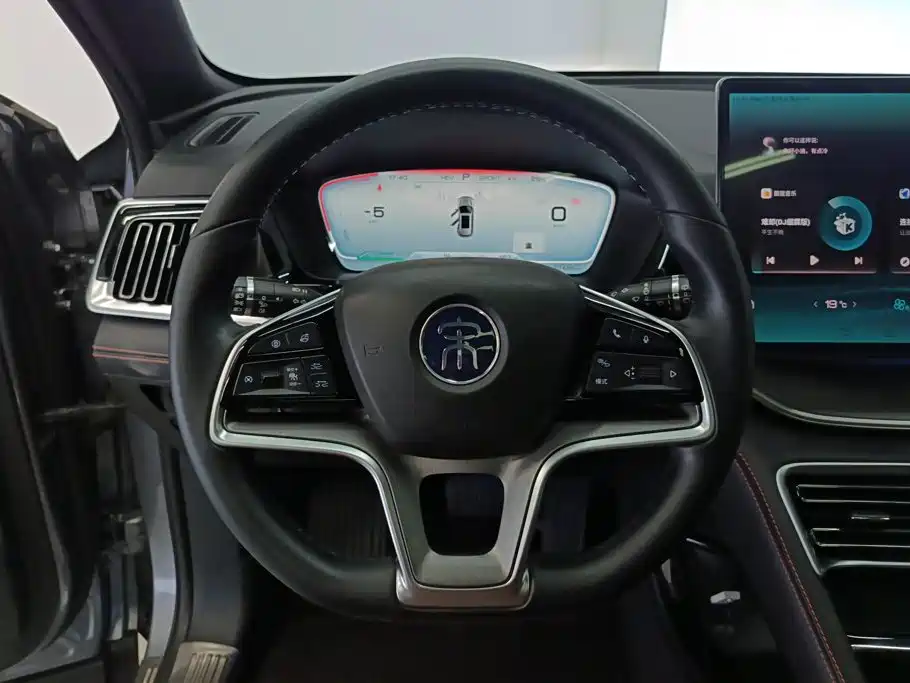 BYD PLUS New Energy — миниатюра 15