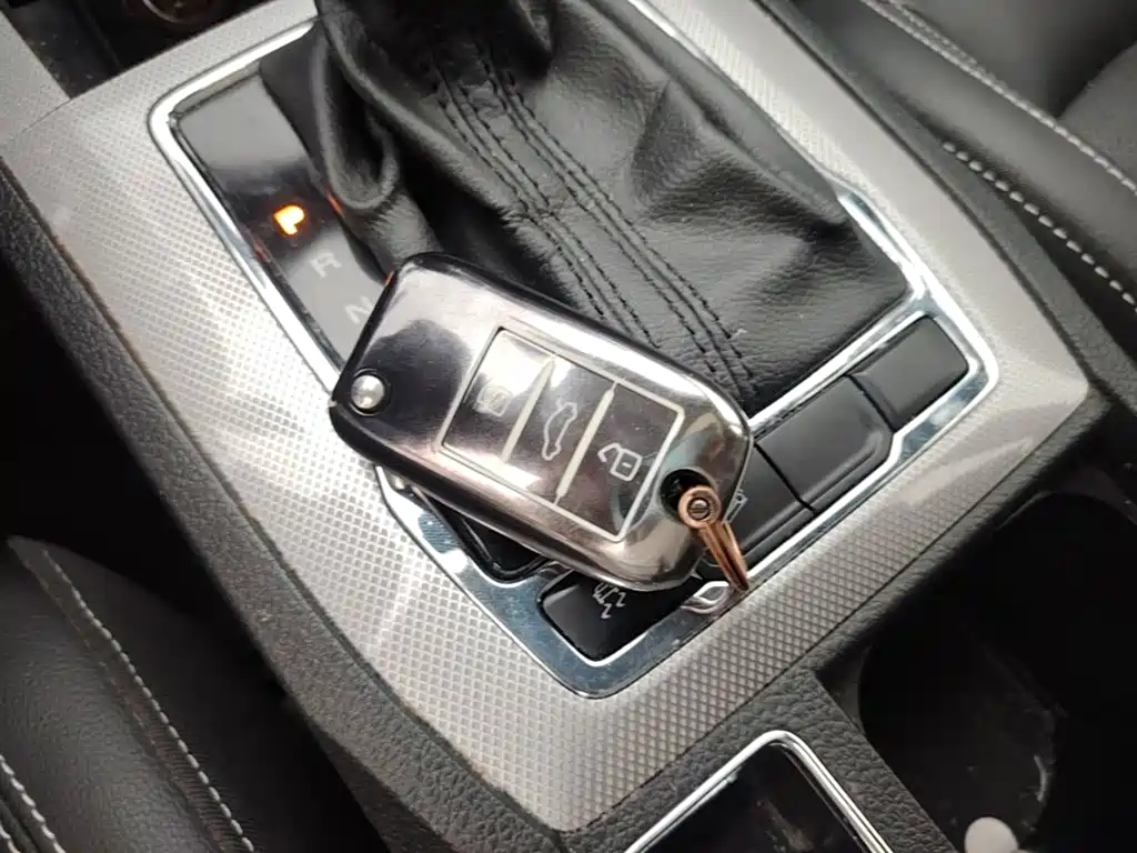 Roewe RX5 — миниатюра 9