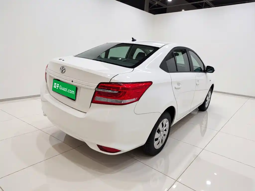 Toyota Vios — миниатюра 4