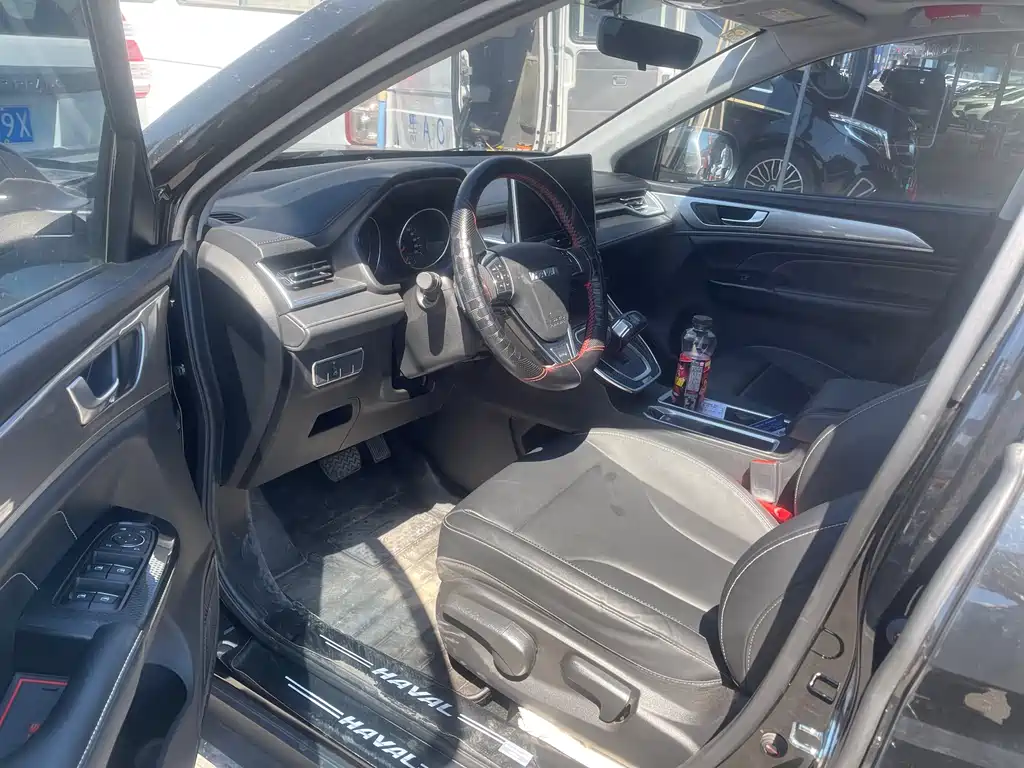 Haval M6 PLUS 1.5T DCT Luxury Connected Type, фото 3