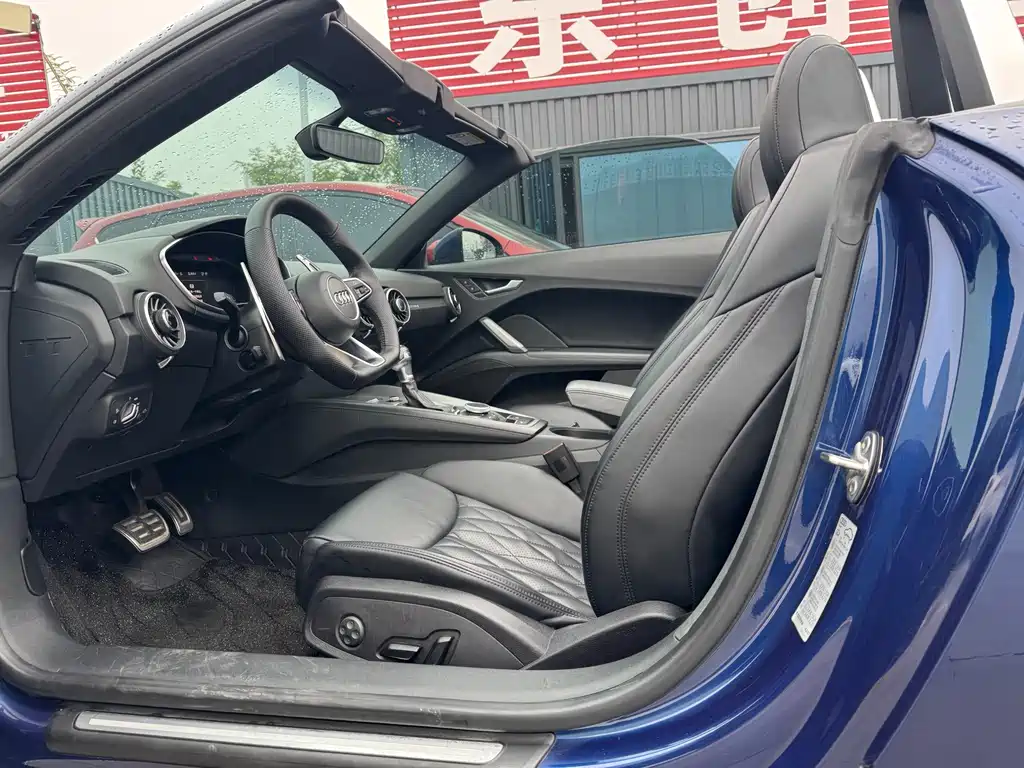 Audi TT — миниатюра 7