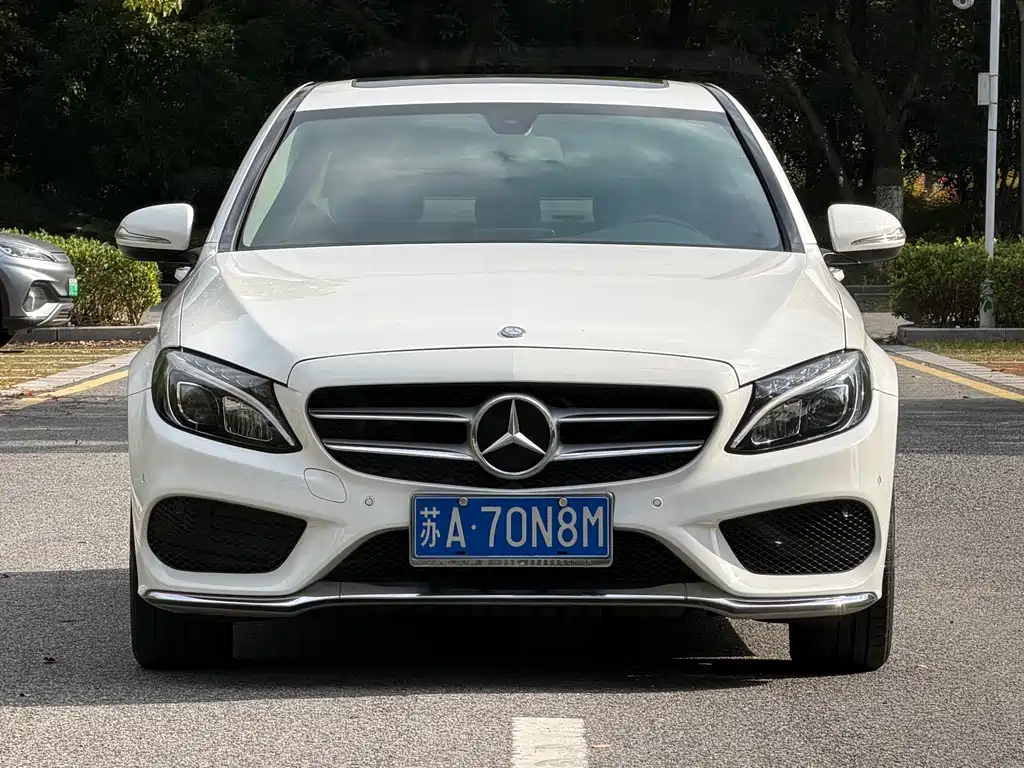 Mercedes-Benz C-Class — миниатюра 2