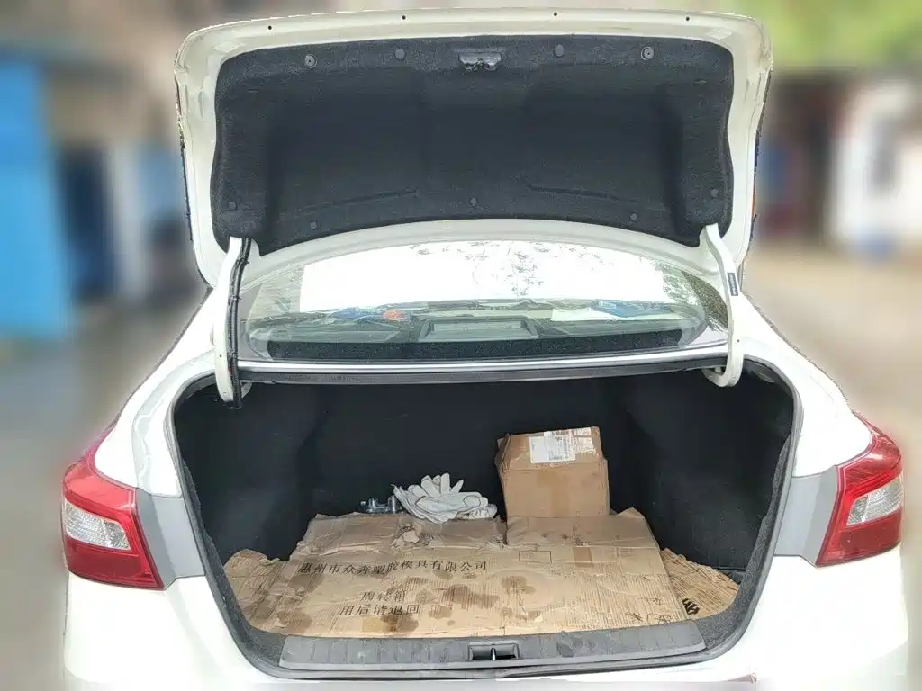 Nissan Sylphy — миниатюра 15