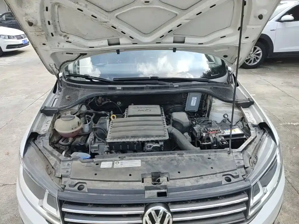 Volkswagen Santana — миниатюра 20