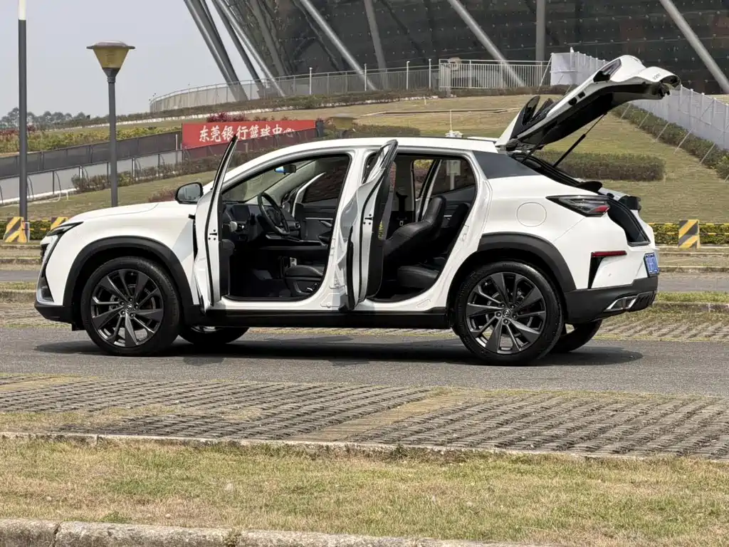 Changan UNI-T — миниатюра 23