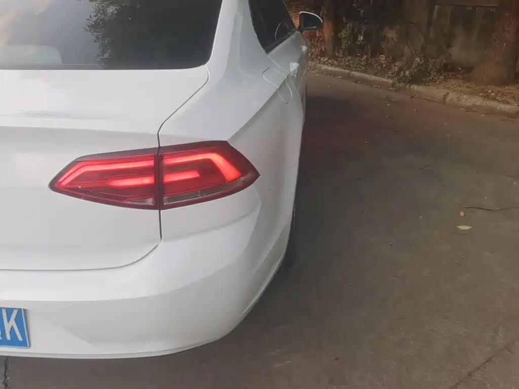 Volkswagen Lamando — миниатюра 8