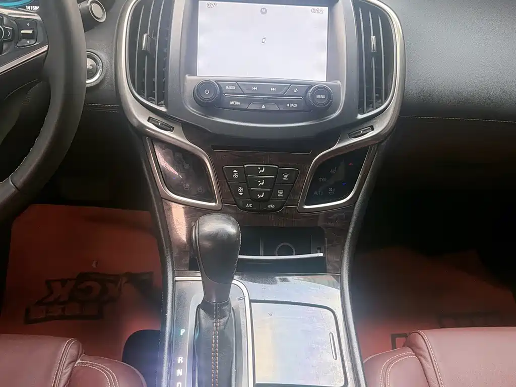 Buick LaCrosse — миниатюра 15