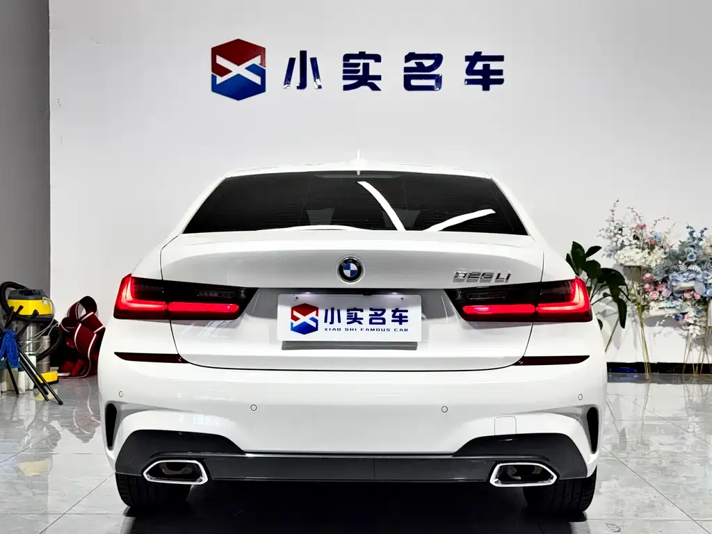 BMW 3 Series — миниатюра 8